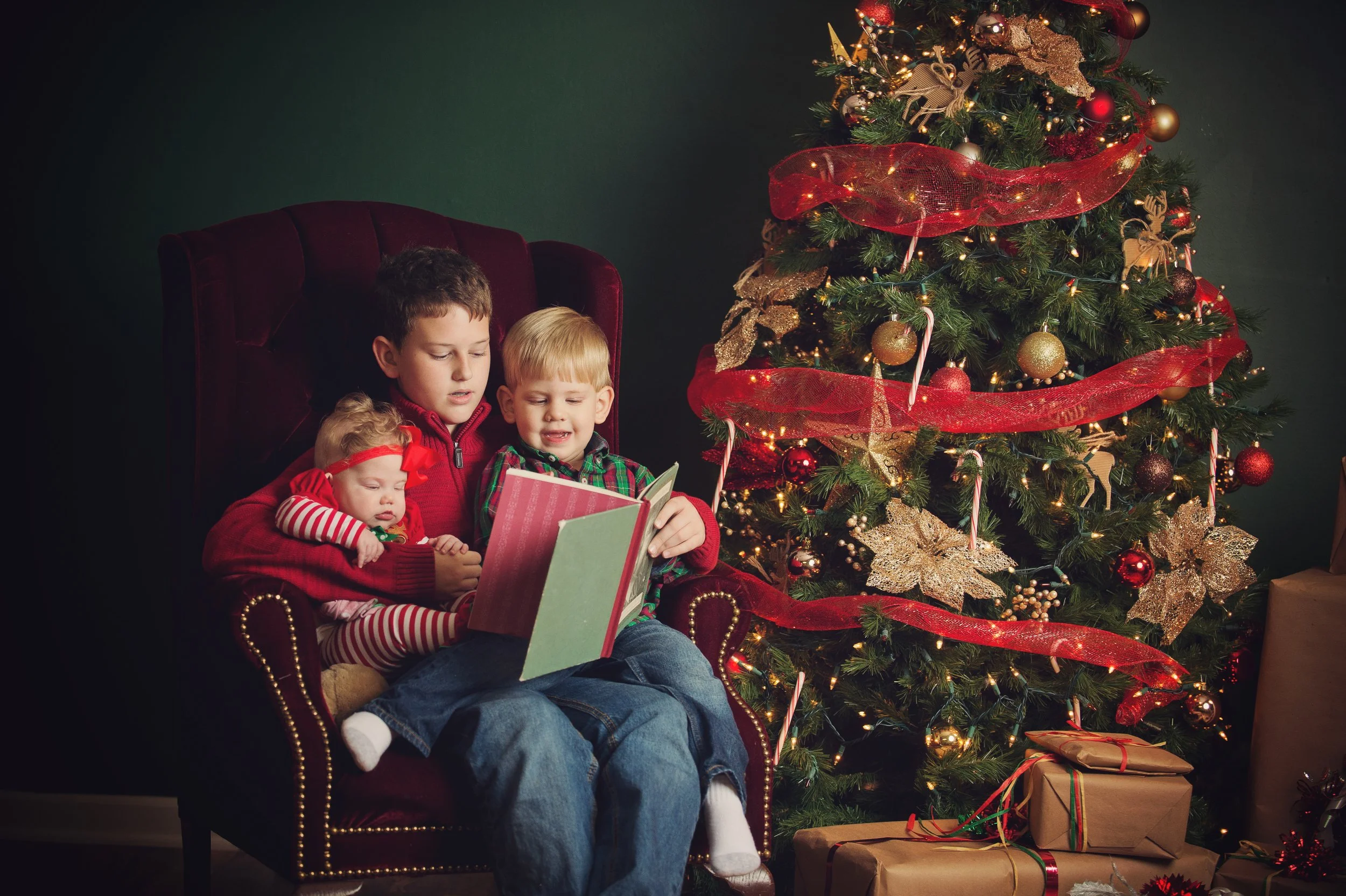 Christmas family and children studio portrait by Matt & Shea Photography