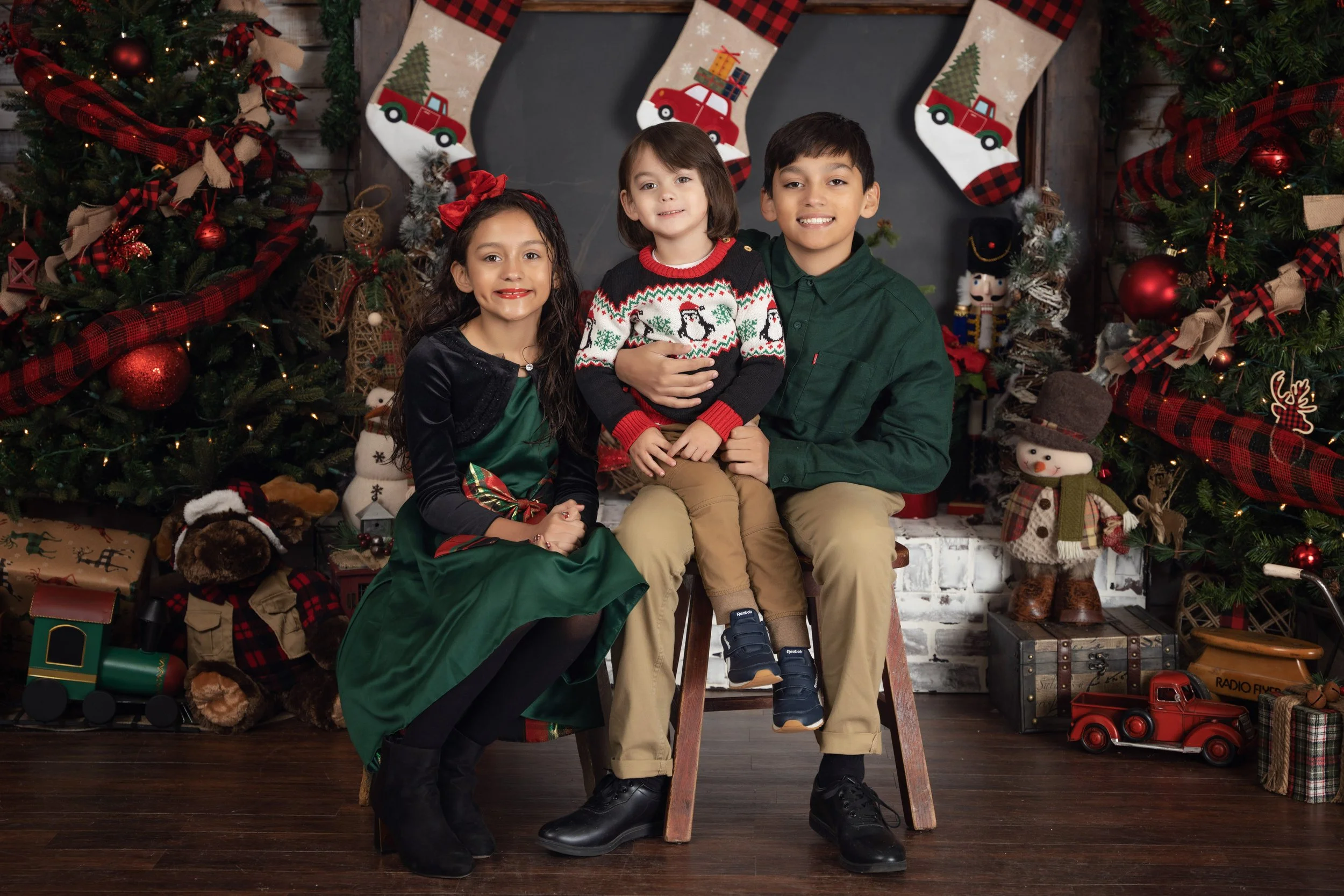 Christmas family and children studio portrait by Matt & Shea Photography
