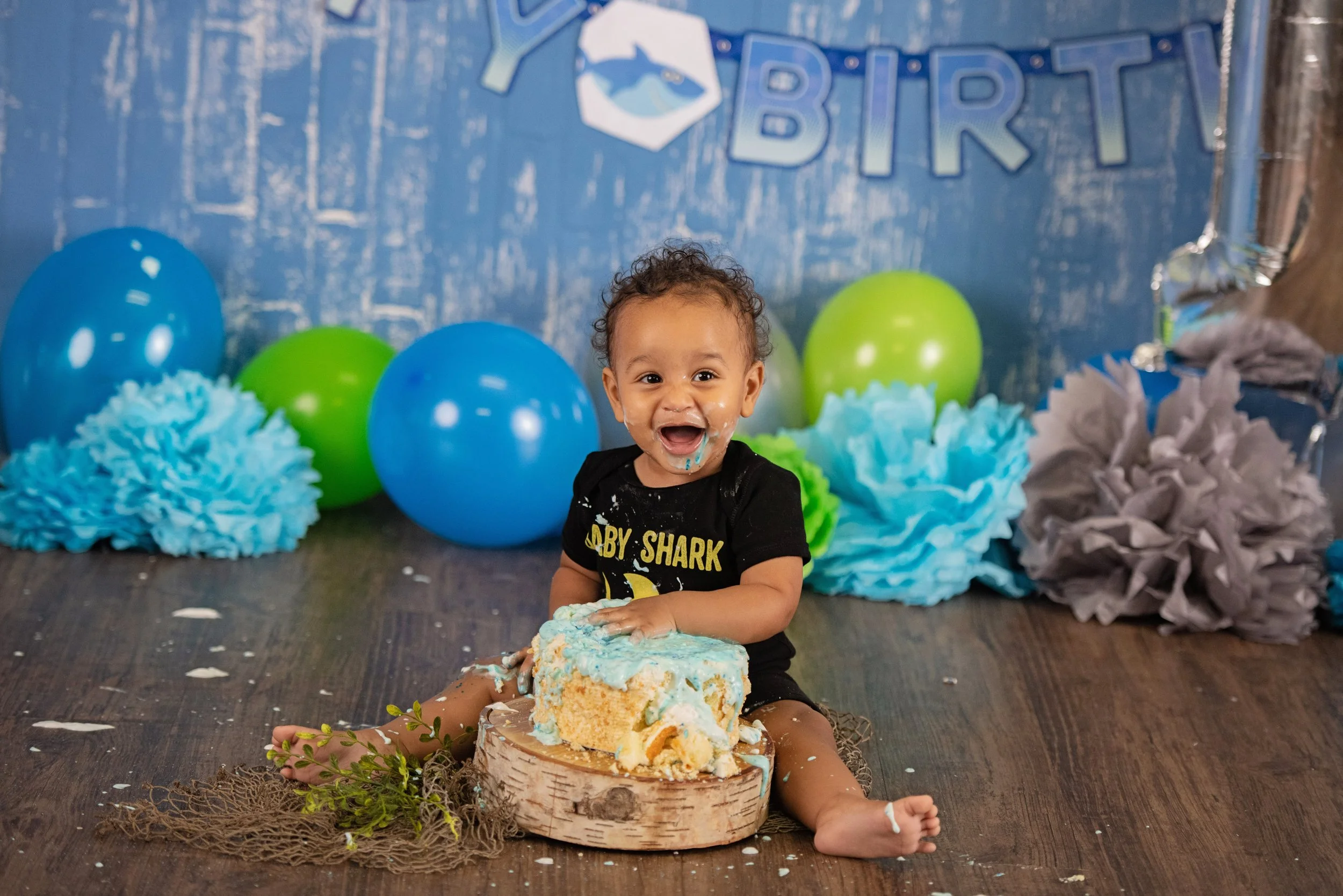 Chattanooga Smash Cake and first birthday portrait 10