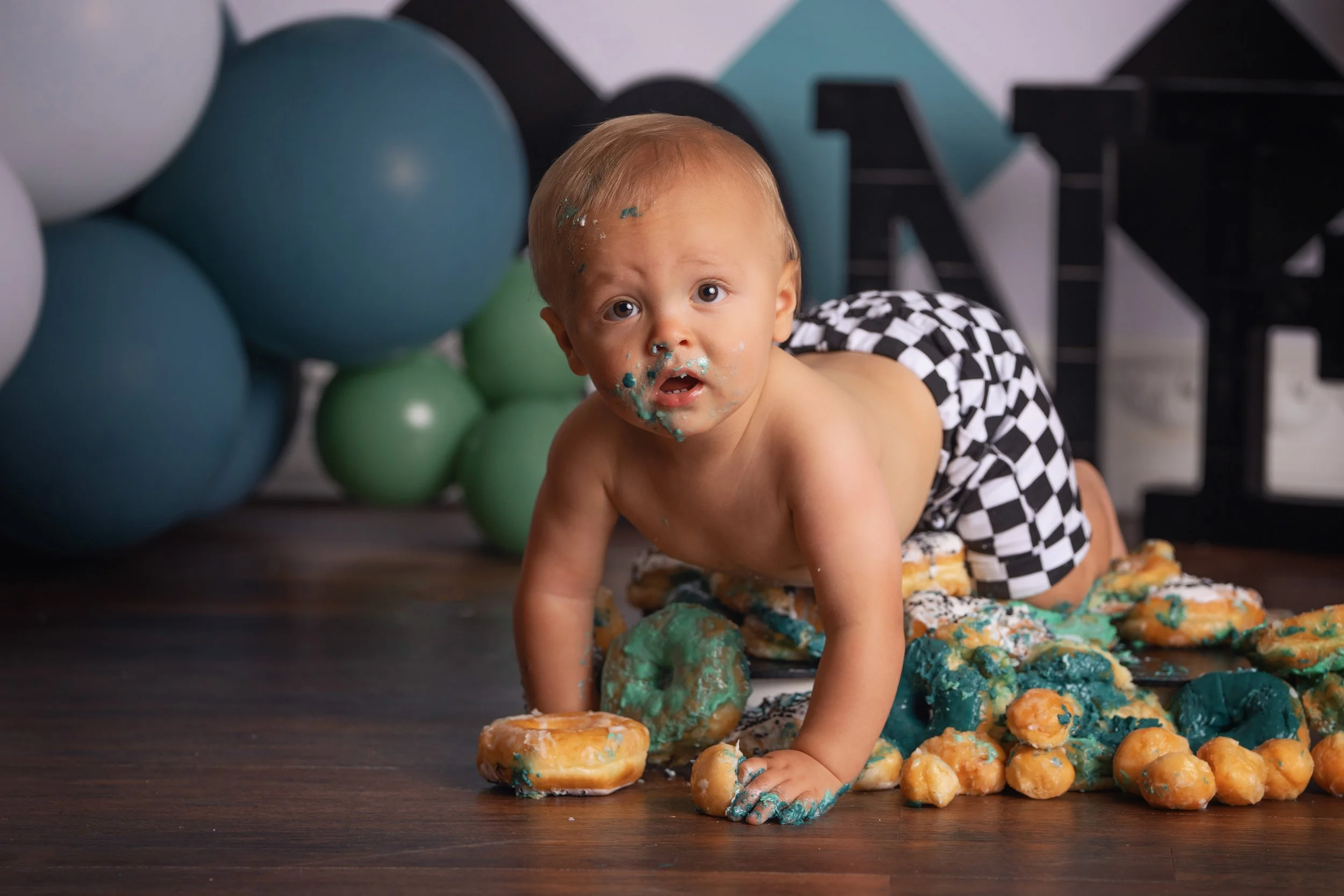 Chattanooga Smash Cake and first birthday portrait 21
