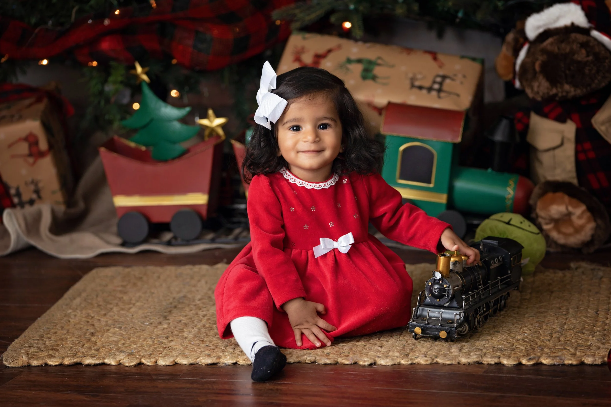Christmas family and children studio portrait by Matt & Shea Photography