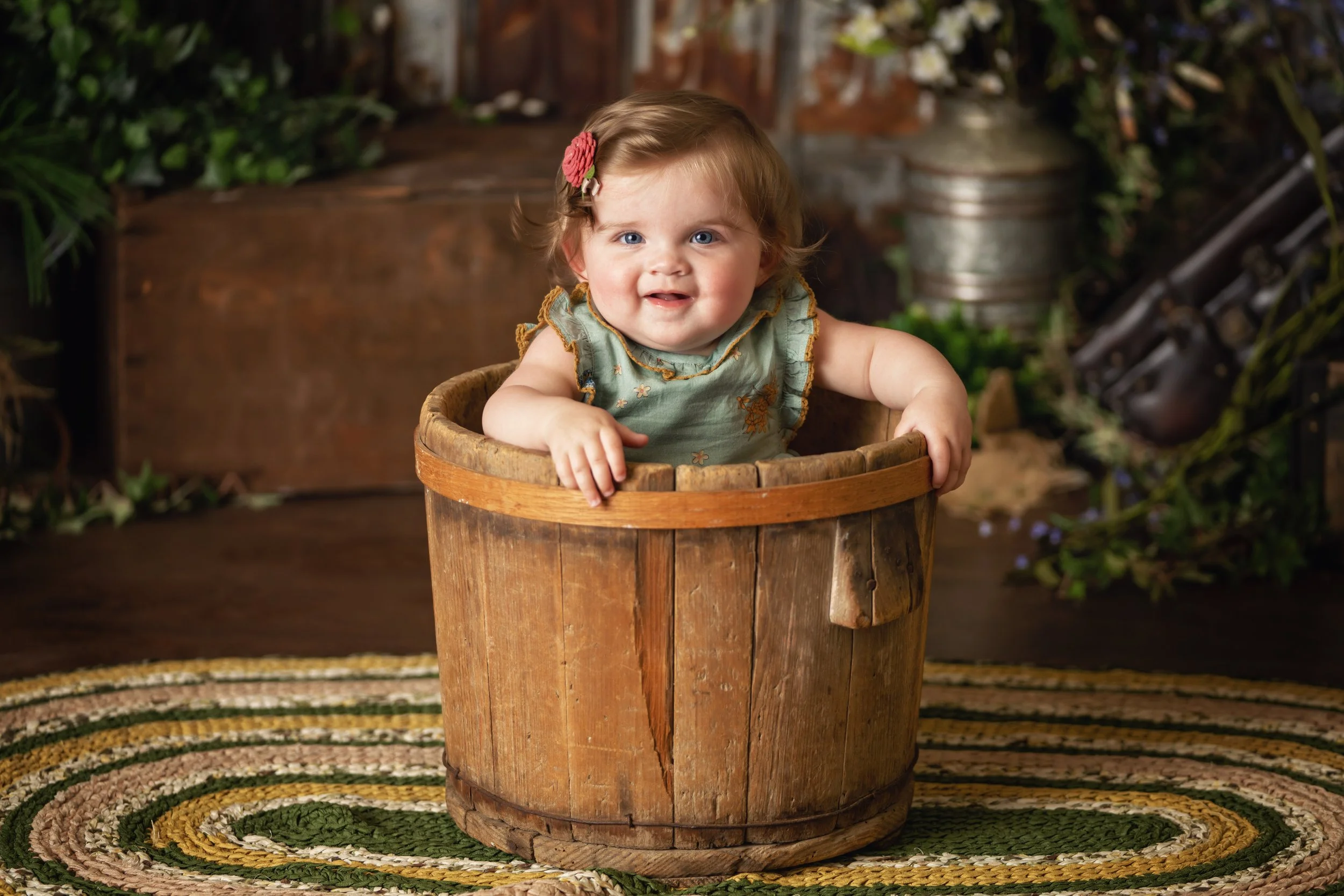 Baby milestone portrait 101 by Matt and Shea Photography in Chattanooga