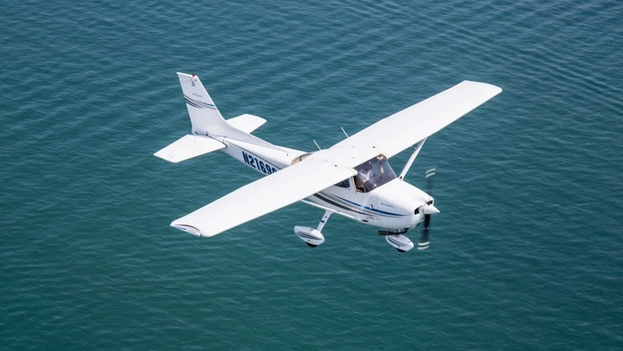 FCI student pilot training resources — aircraft POHs and checklists