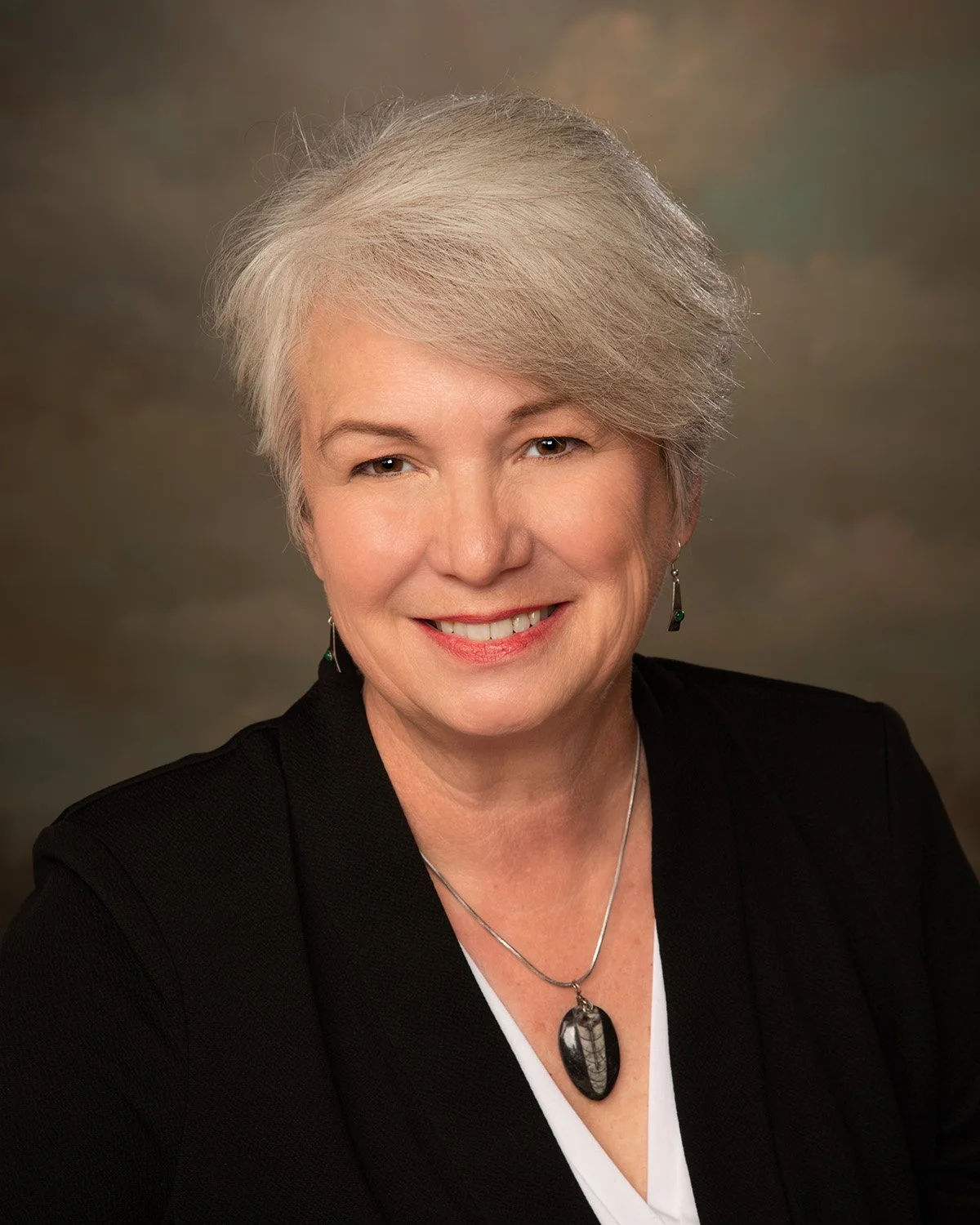 Cindy Dorrel Perez, artist