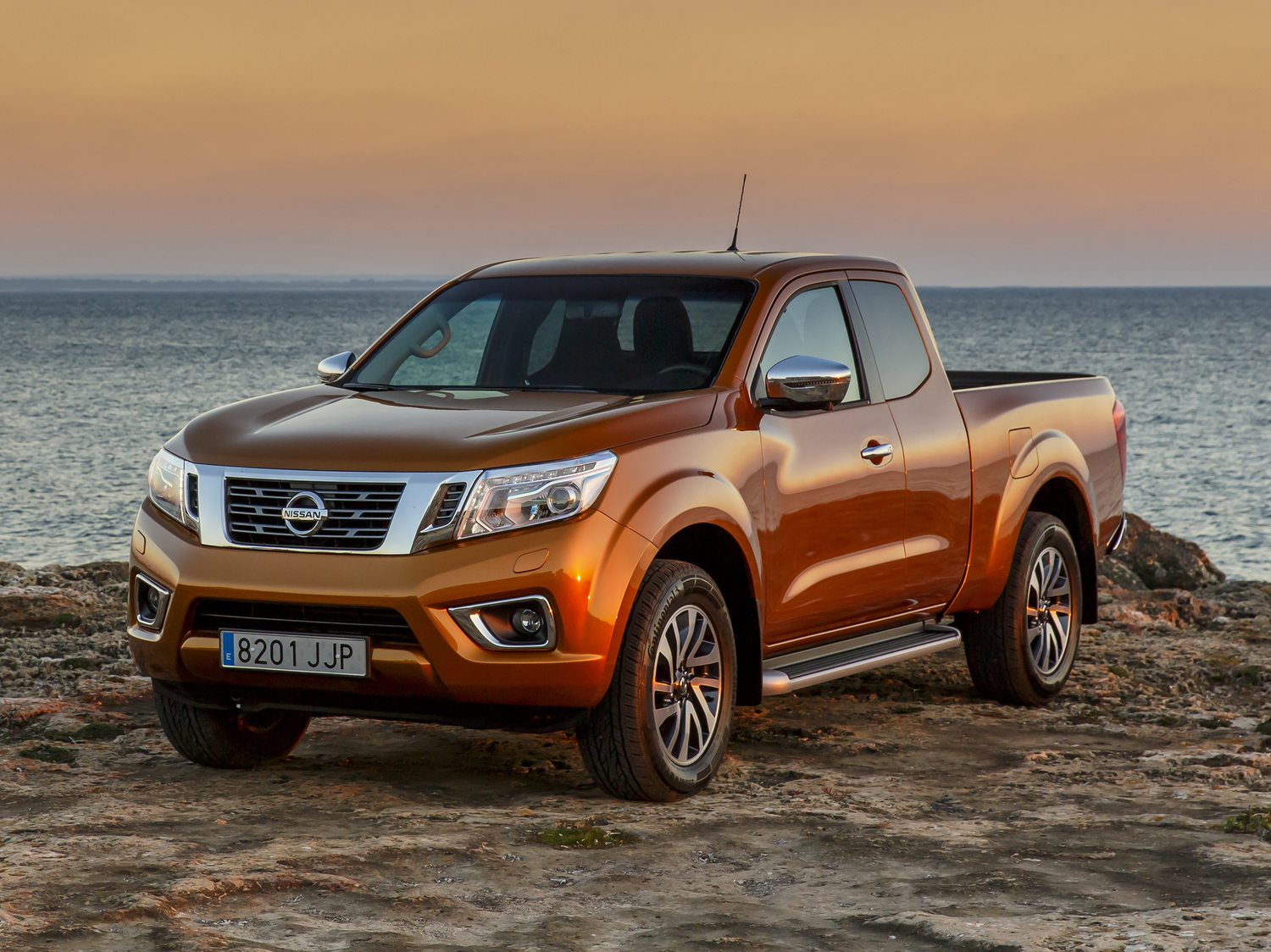 Ниссан NP 300 pick up