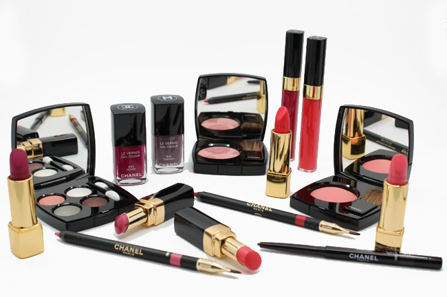 Chanel Collection Rêverie Parisienne Rouge Coco Shines and Glossimers for  Spring 2015 - The Beauty Look Book