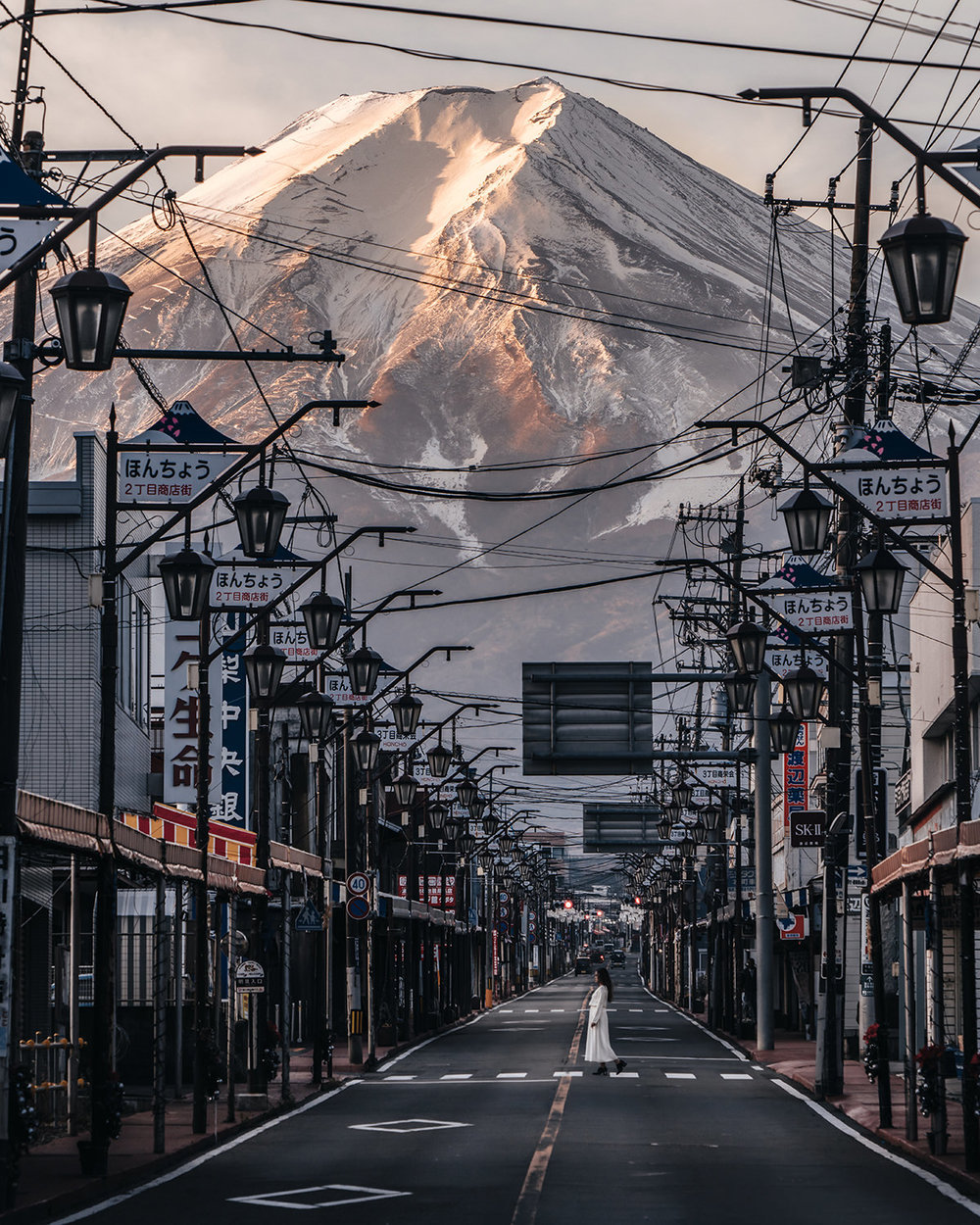 La street photography di RK che ritrae un Giappone in bilico tra tradizione e contemporaneità