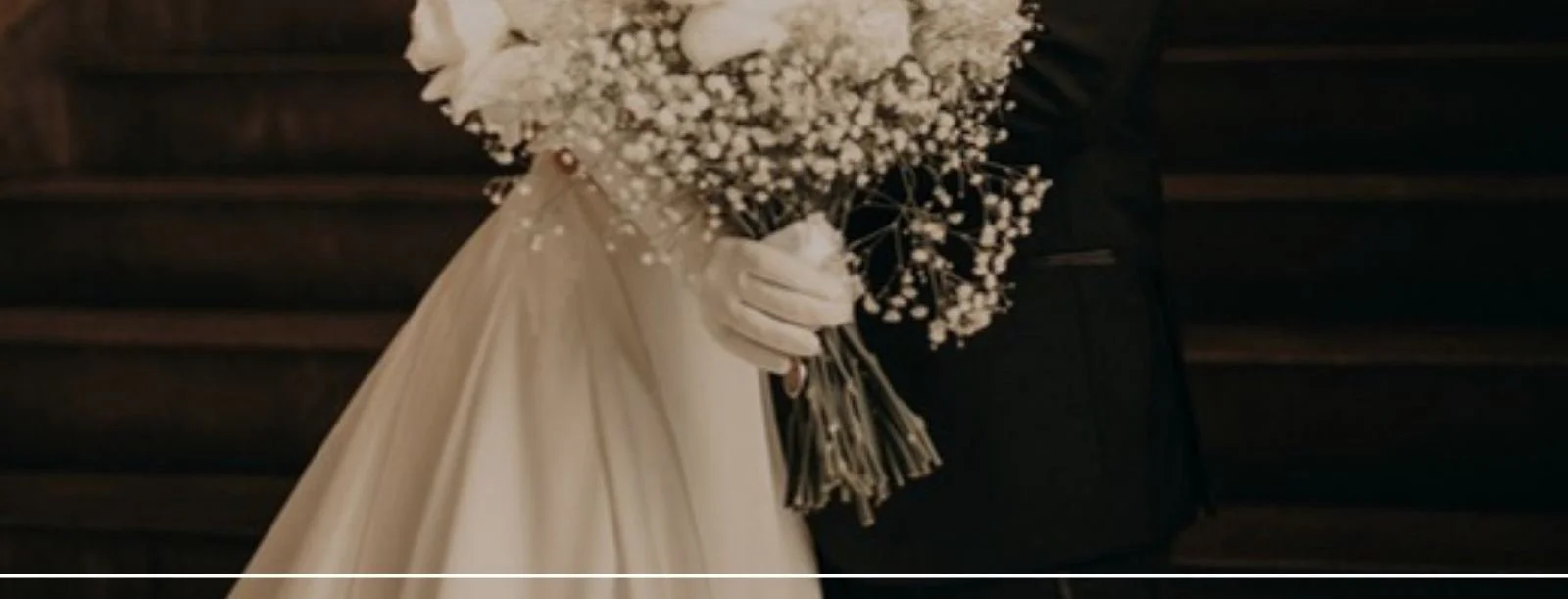 Bride holding her bouquet