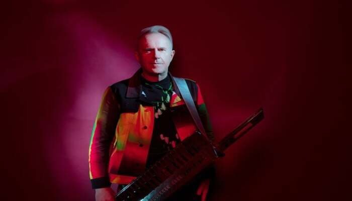 Howard Jones