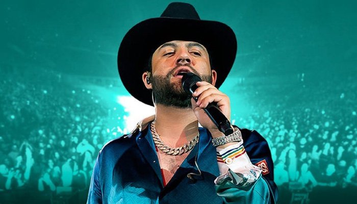 Luis R Conriquez 