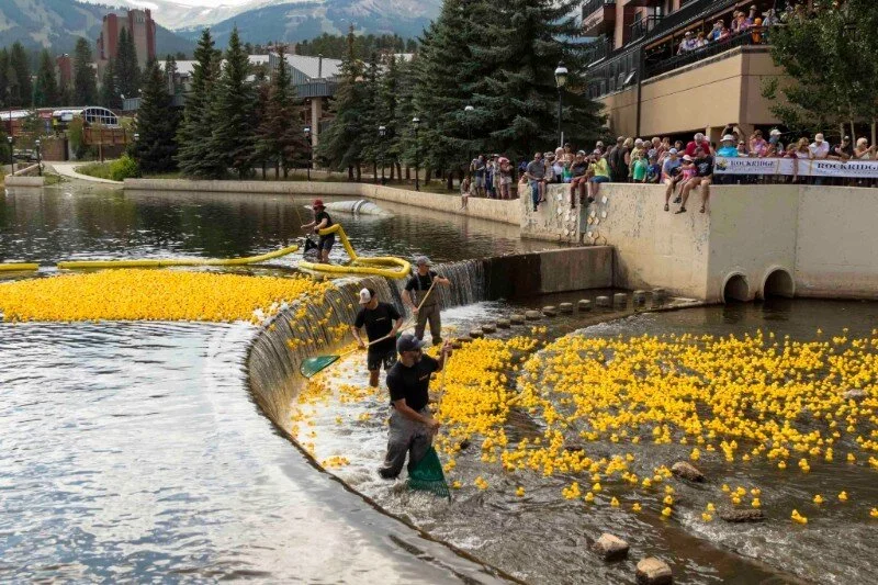 Breckenridge community and natural landscape