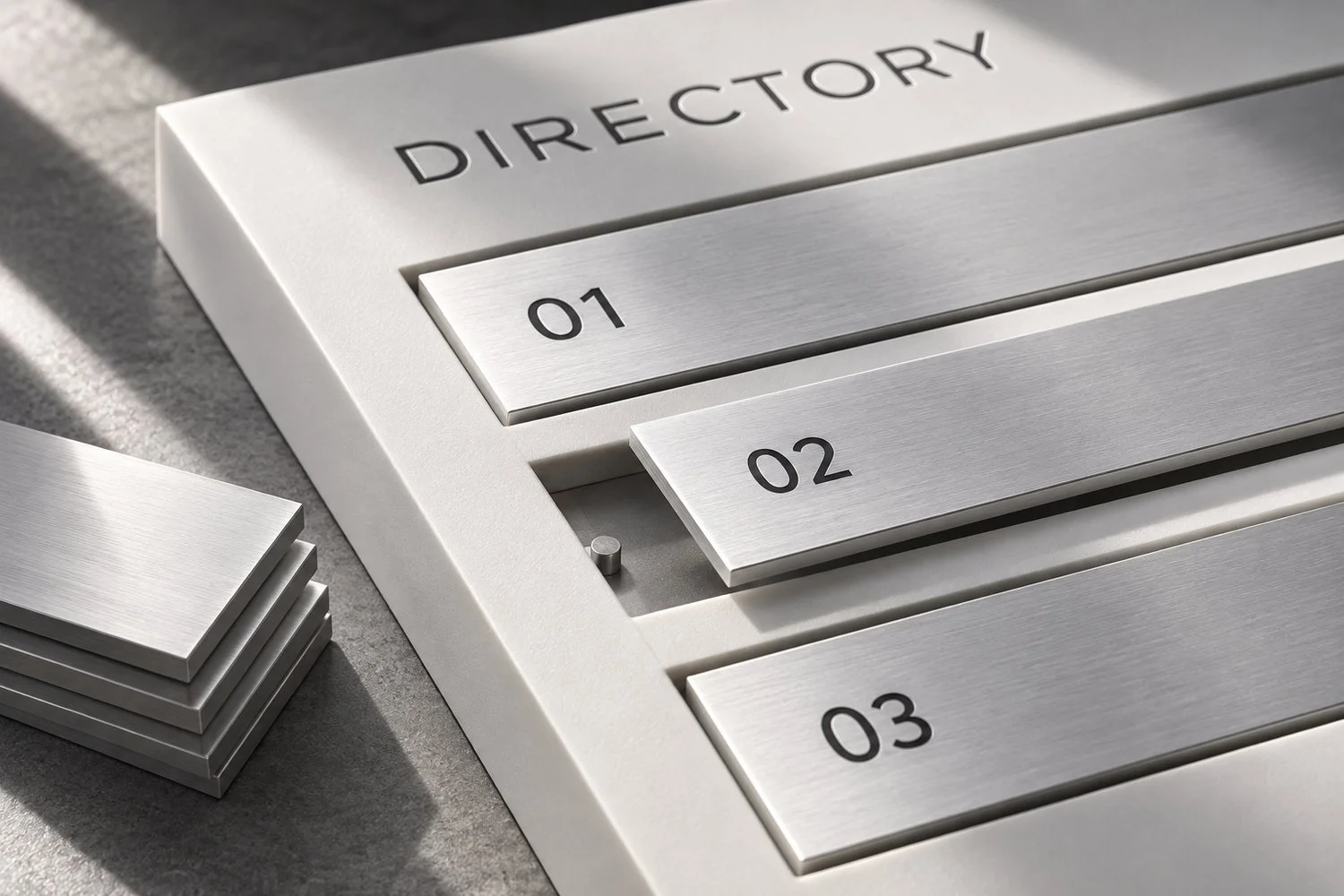 Modular tenant directory with matching removable replacement strips