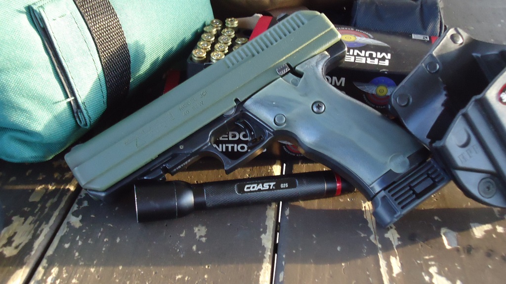 The Hi-Point JCP .40 Smith&Wesson is a big, heavy, inexpensive pistol t...