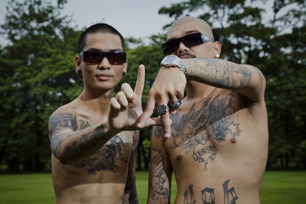 Los extraños latinos pandilleros de Bangkok - Agente Provocador.