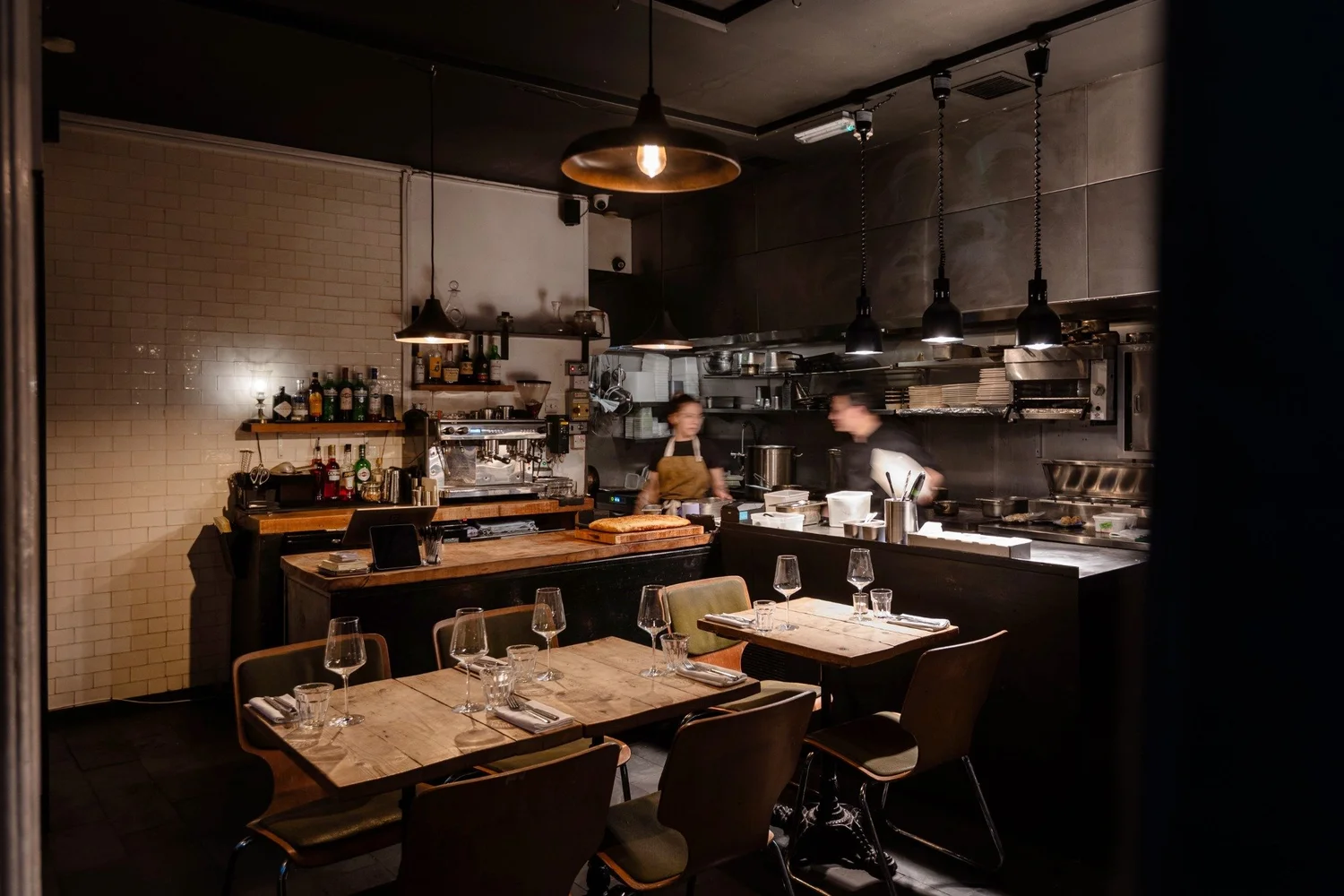 Salut’s dining room and open kitchen