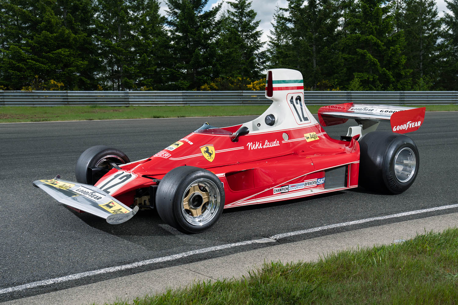 Ferrari le man 1975