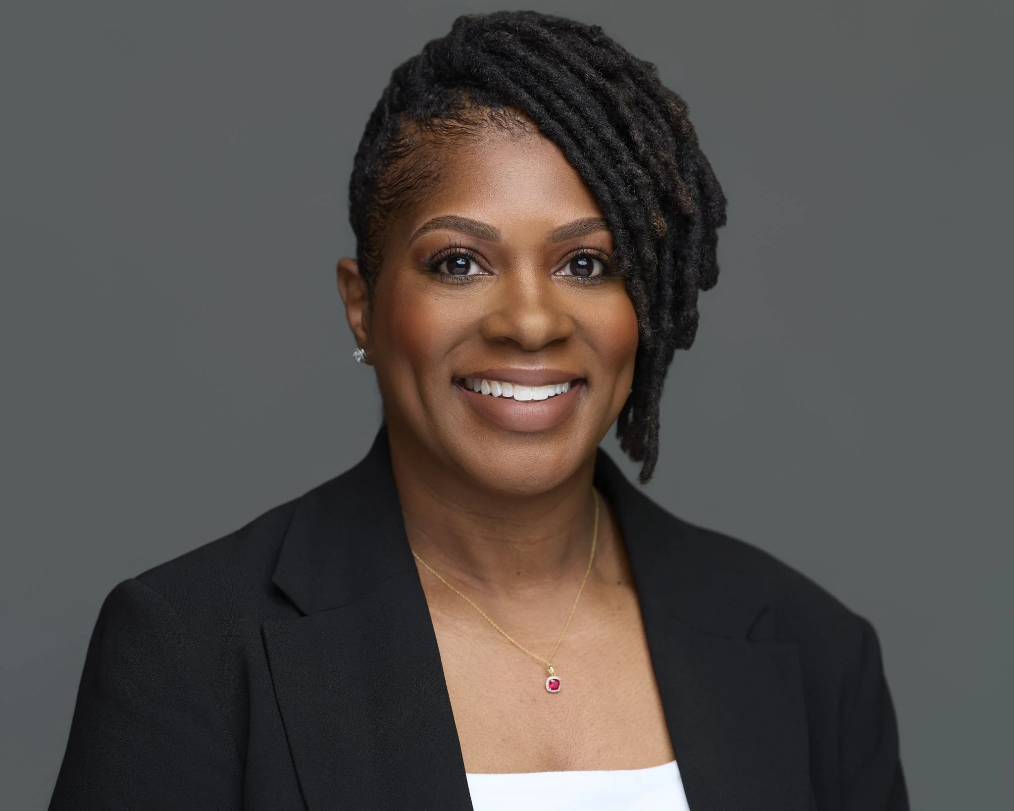 Lakenya Lewis headshot