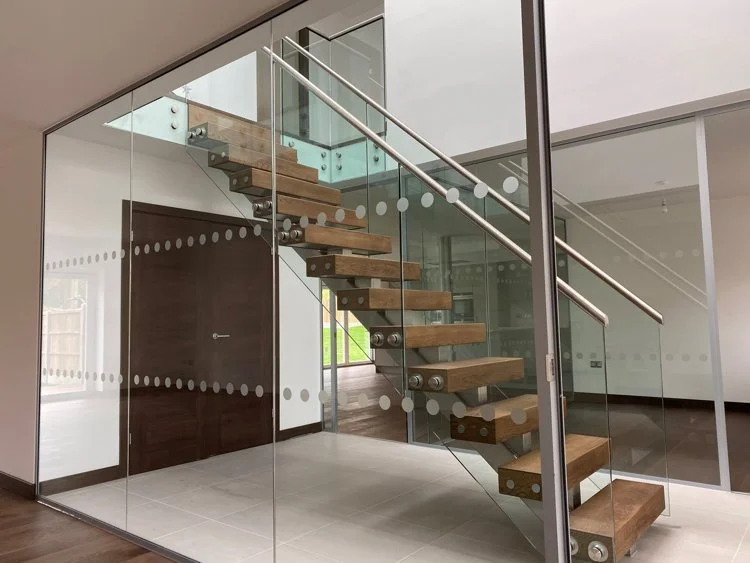 Glass balustrade and staircase