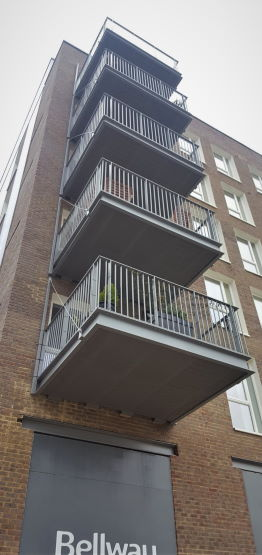Bellway Homes — Kent Wharf — Balconies & balustrades