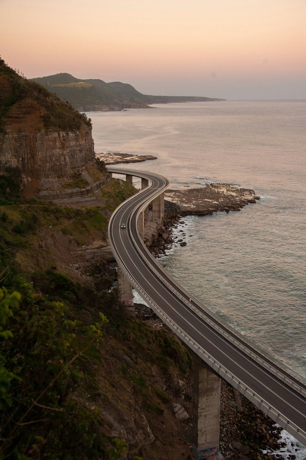 Sea Cliff Bridge on the Grand Pacific Drive, photo stop add-on