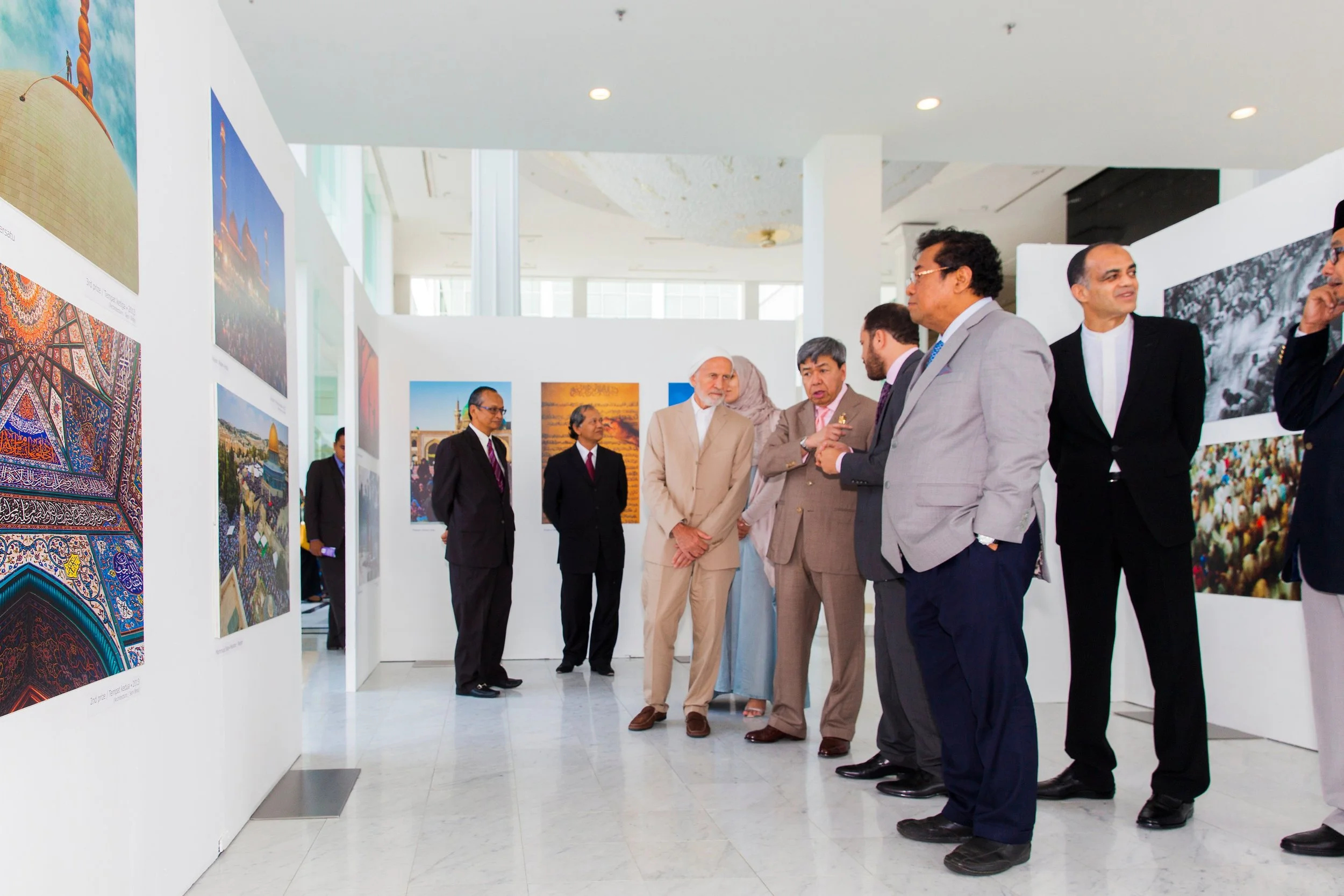 Basel Almisshal touring the exhibition with HRH the Sultan of Selangor, IAMM