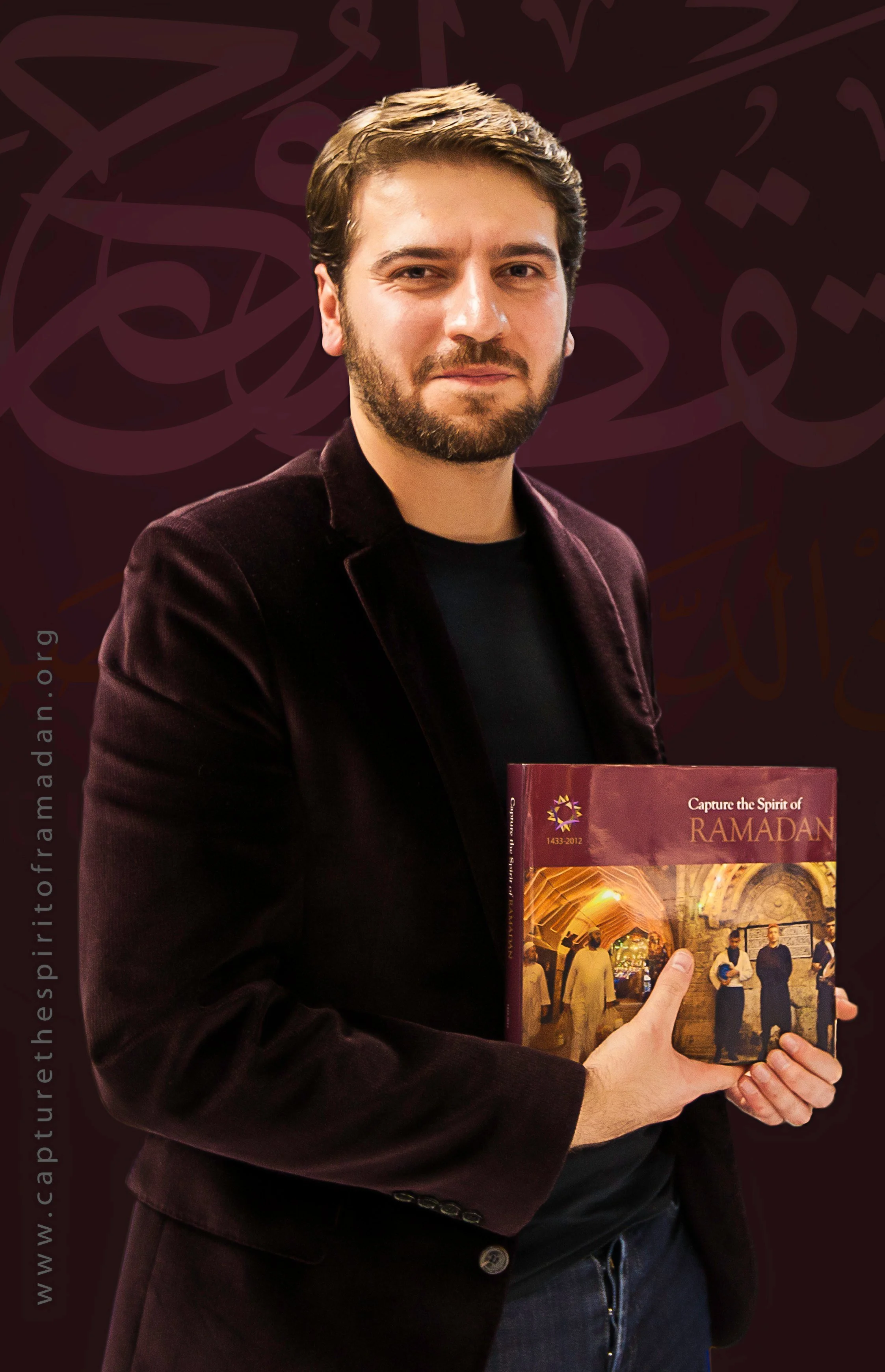 Sami Yusuf holding the Capture the Spirit of Ramadan photography book