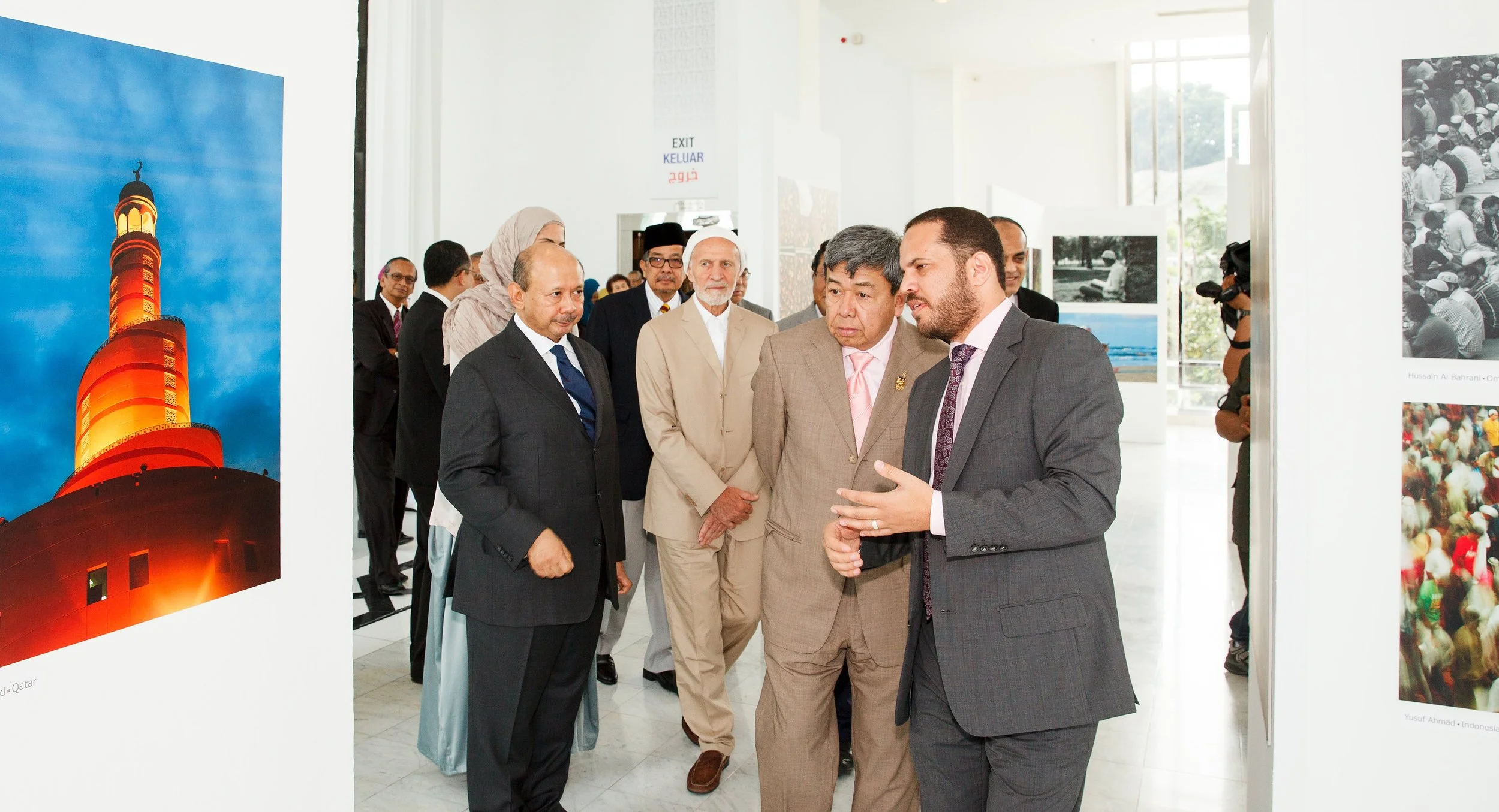 Basel Almisshal touring the exhibition with HRH the Sultan of Selangor, IAMM