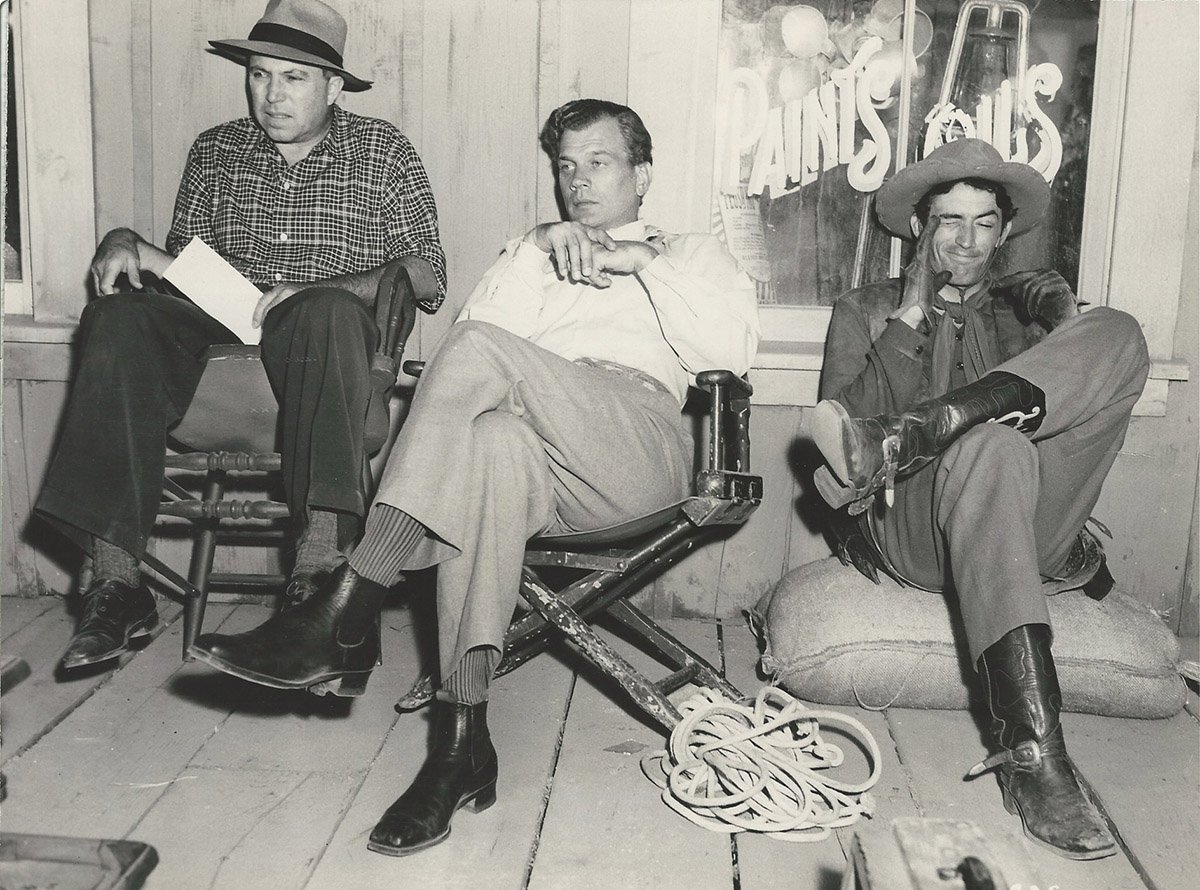 Director King Vidor with the cast of Duel in the Sun 1946 on set during production