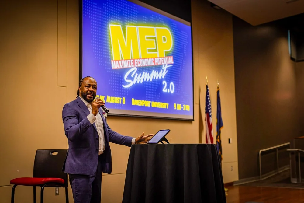 Leadership keynote speaker Attah Obande delivering a keynote at the Maximize Economic Potential Summit 2.0 at Davenport University