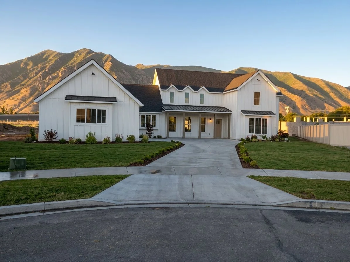 Finished luxury custom home interior craftsmanship