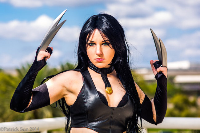 Cosplay: Female Clone of Wolverine aka X-23.