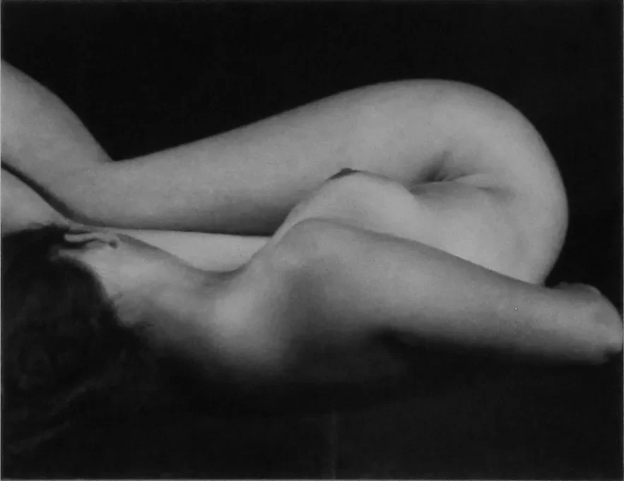 Reference: 0144 - Edward Weston - Nude , 191N , 1934