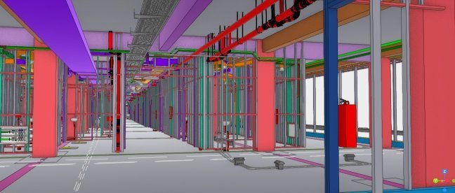 Perspectiva interior del modelo hospitalario con bandejas, conductos, cañerías y tabiquería coordinadas.