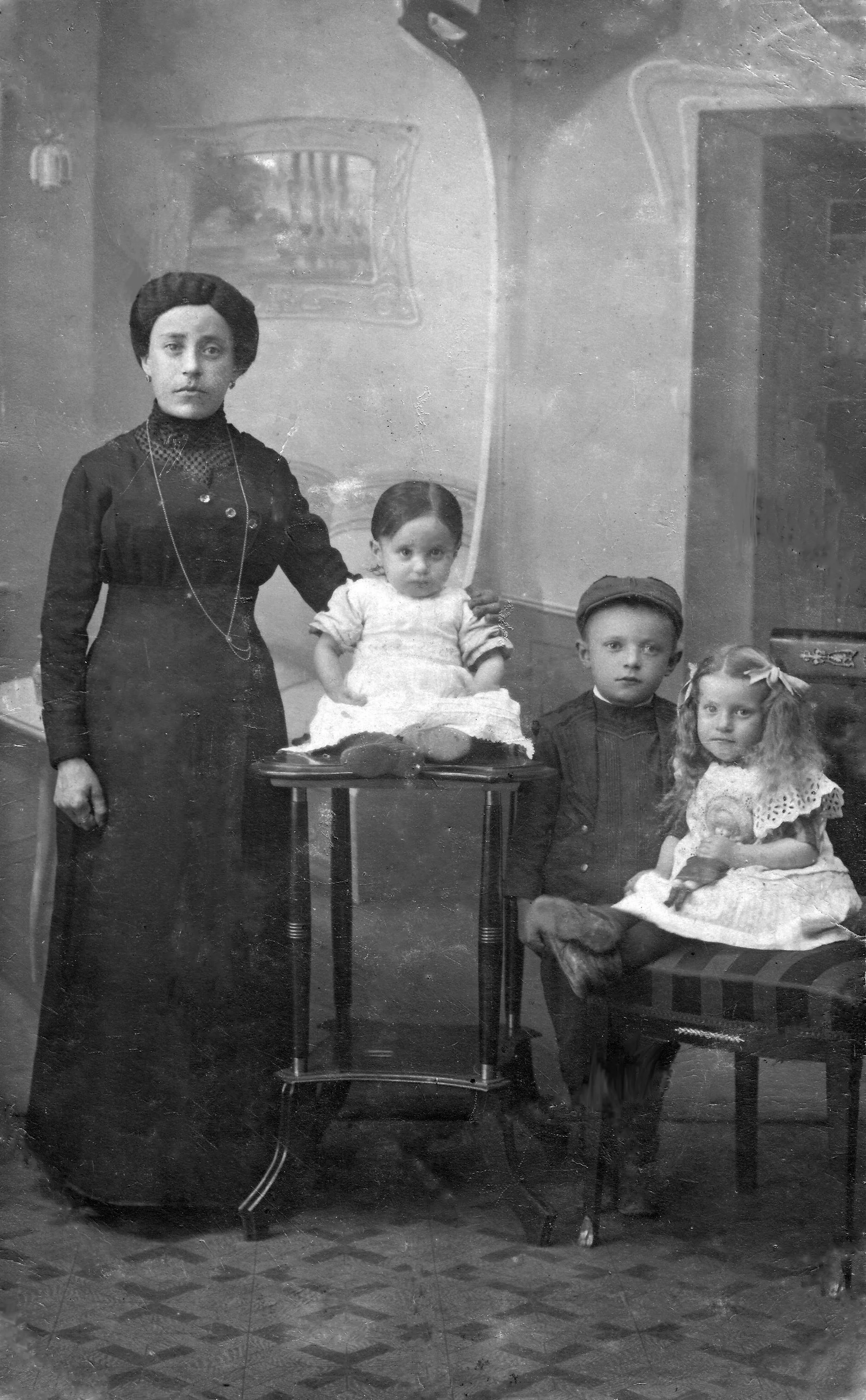 Guziker Family Archival Photo