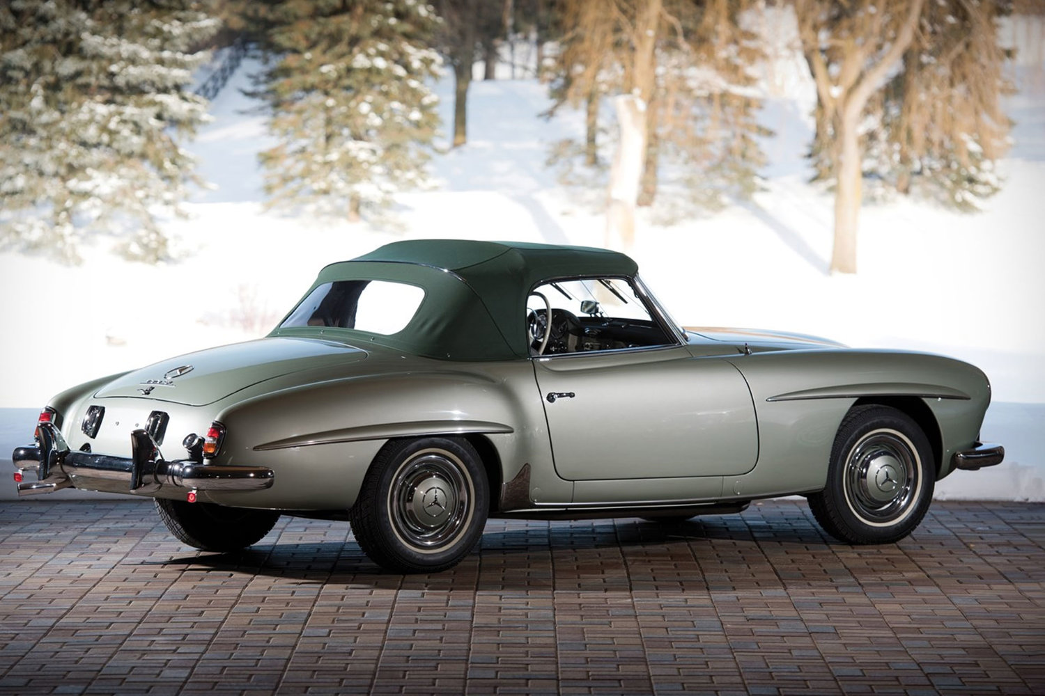 Мерседес Бенц 190sl