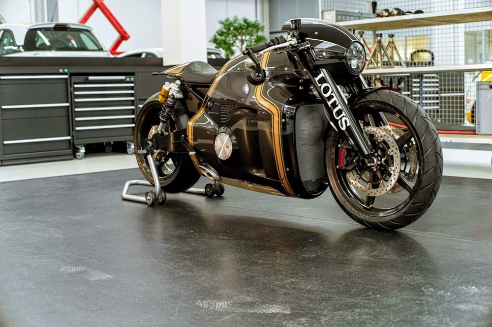 РњРѕС‚РѕС†РёРєР» Lotus c 01