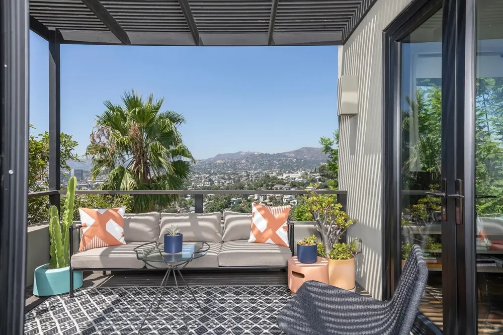Silver Lake Bungalow — professional interior photograph