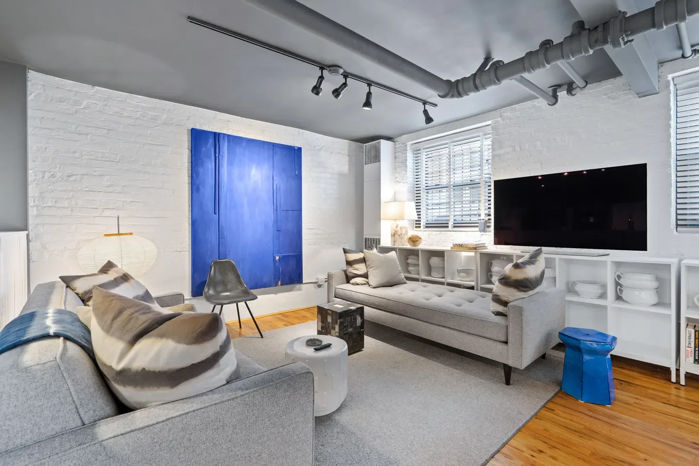 Quirky Quarters, professional photograph 1.