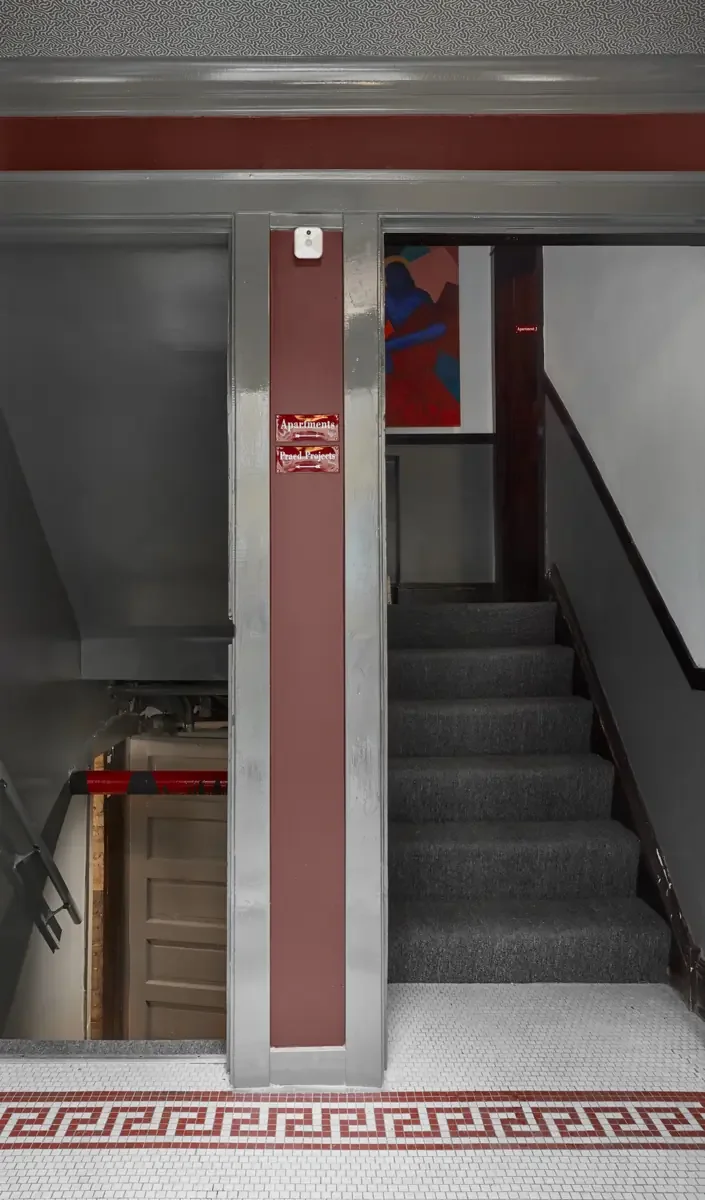 Posh Flat No. 1 — photograph 35