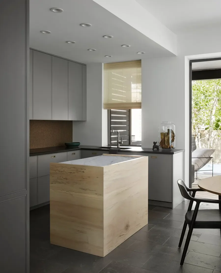 Bucktown Single Family — professional interior photograph