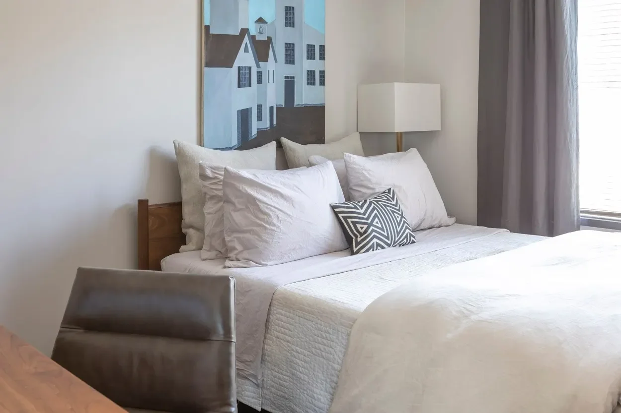 Silver Lake Bungalow — professional interior photograph