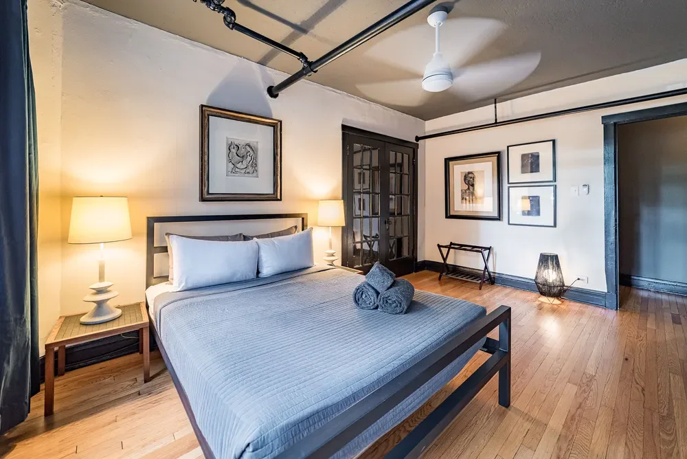 The Burrow, professional photograph 23.