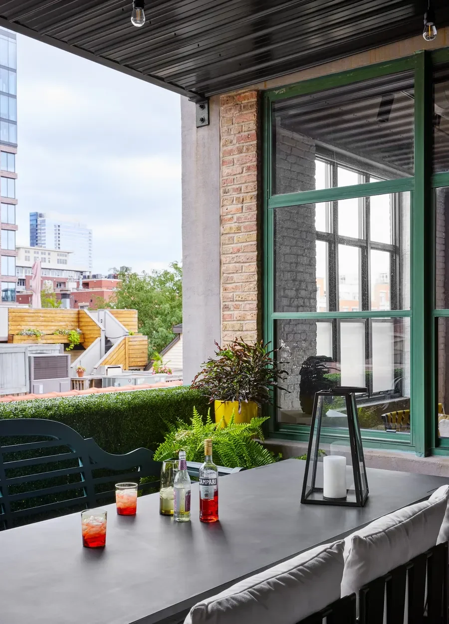 West Loop Loft — professional interior photograph
