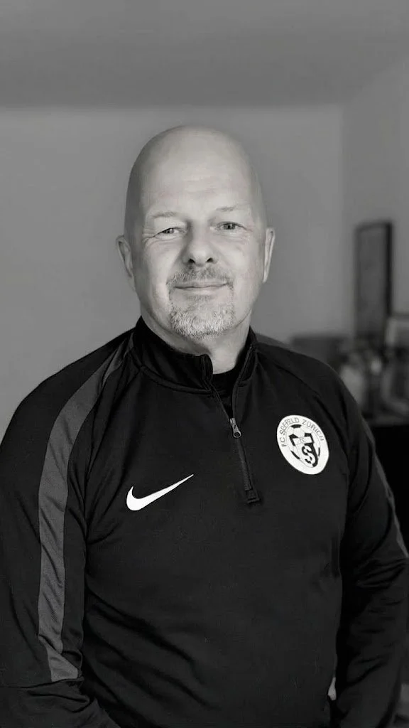 Porträt Thomas Tjäder
