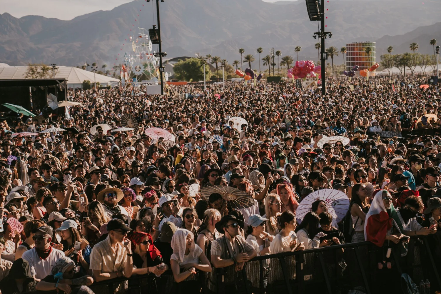 Nate Villegas and keshi performing to a massive festival crowd