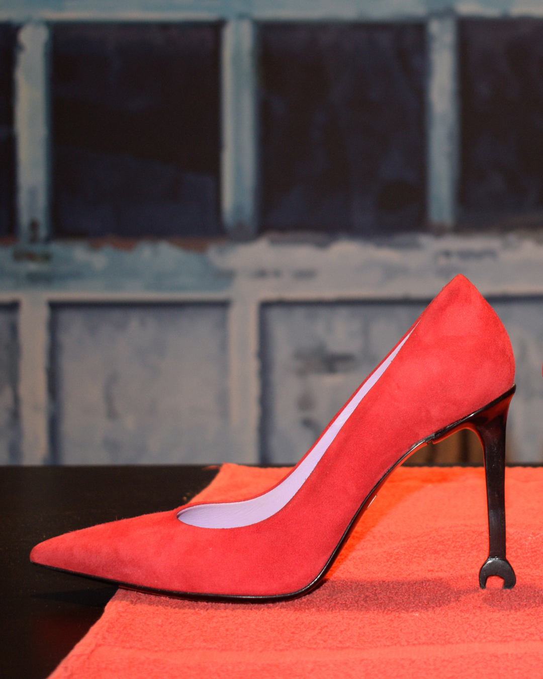 Red heel