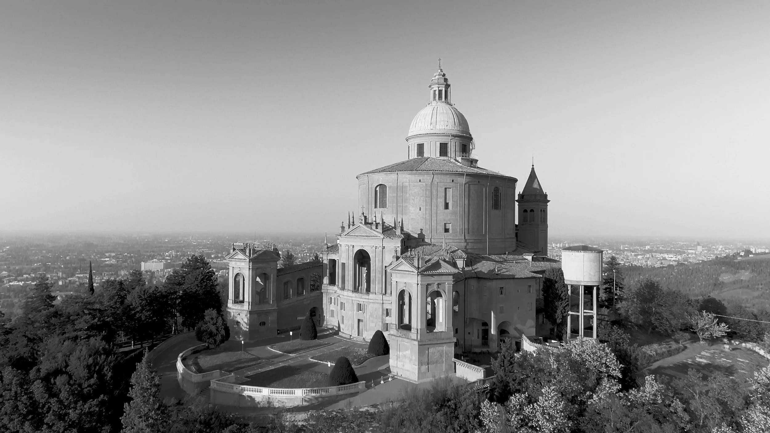 I GIORNI NEL TEMPO • Short Documentary Cover