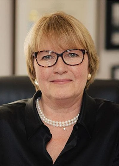 Karen Hollings