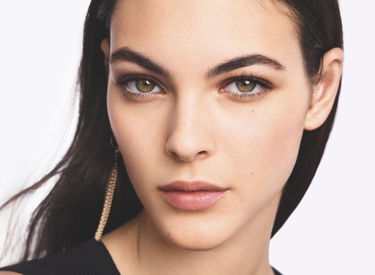 Chanel Perfection Lumière Velvet, Smooth-Effect Makeup - The Beauty Look  Book