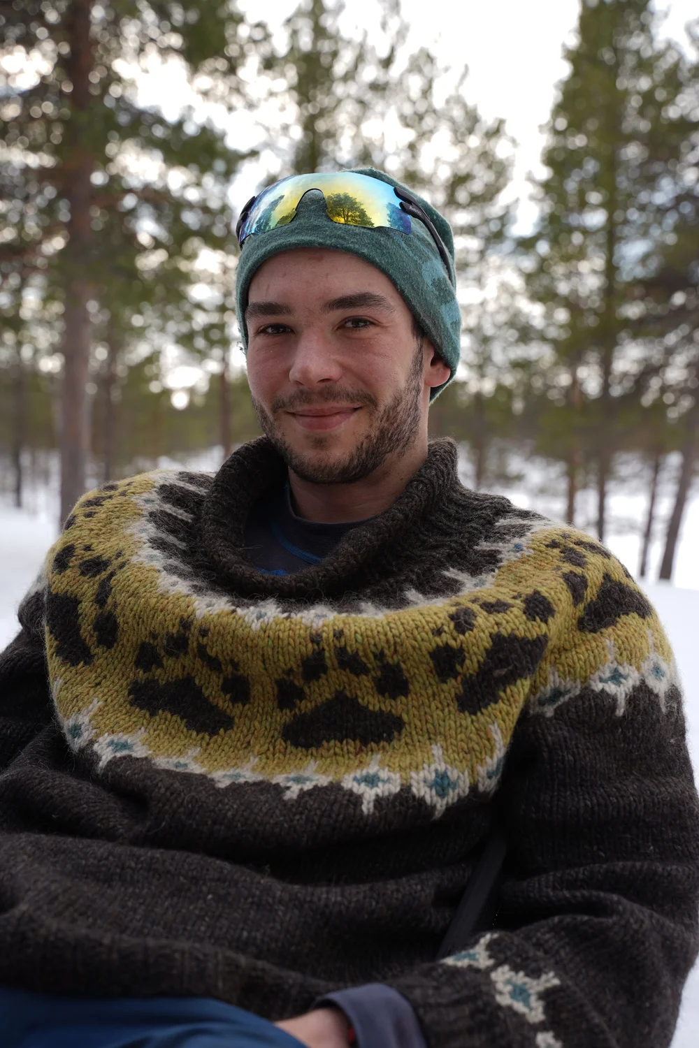 Håkon Vang Aas ute i vinterlandskap.